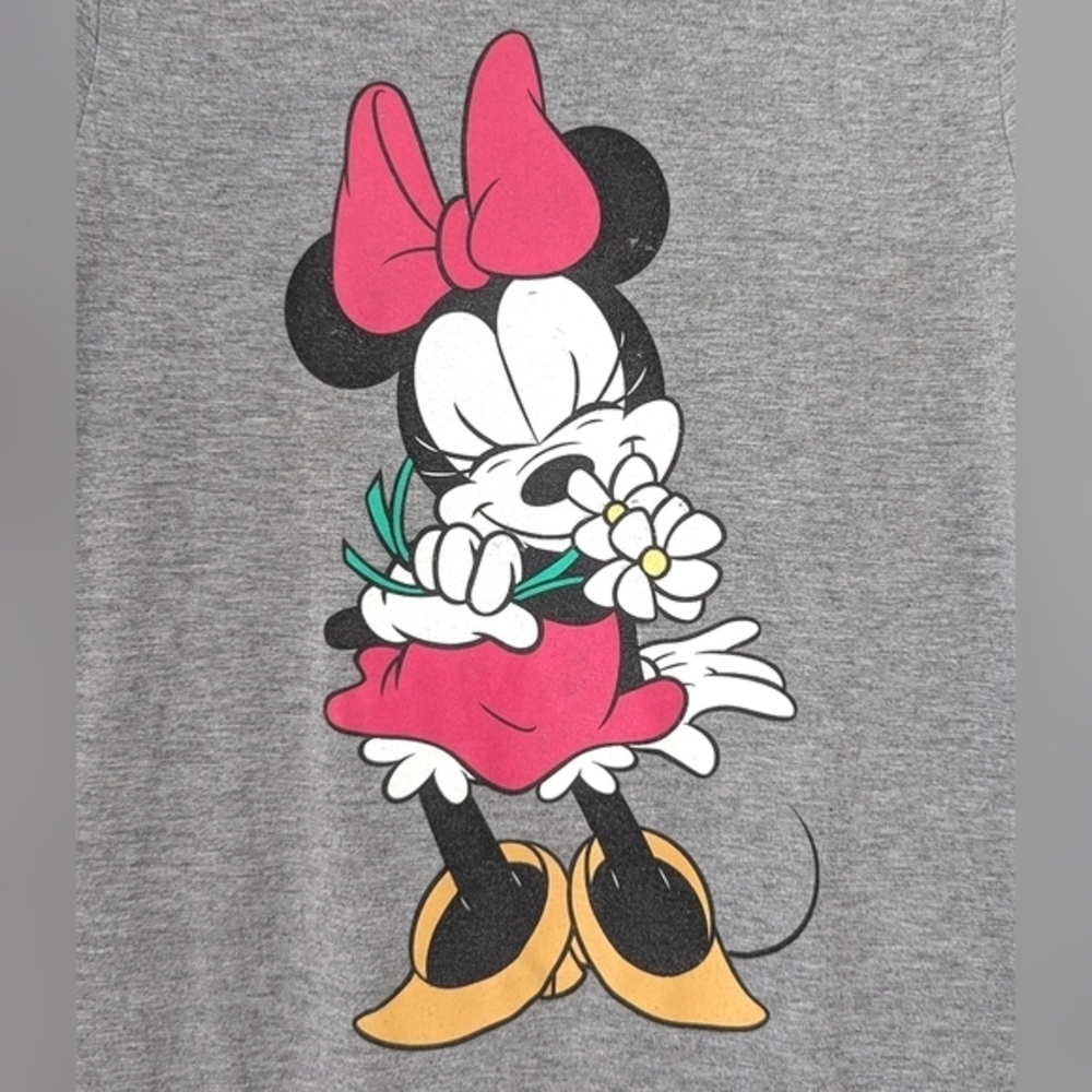 Disney Minnie‎ Mouse Holding Daisies Vintage Disney T-Shirt, Minnie Mouse Tee, S - Picture 4 of 8